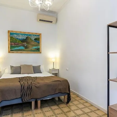 Canela Homes Patio Apartment Barcelona
